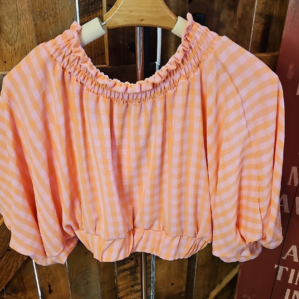 292 BUCKETLIST Peach Striped Ruffle-Trim Cropped Top - Picture 6 of 7